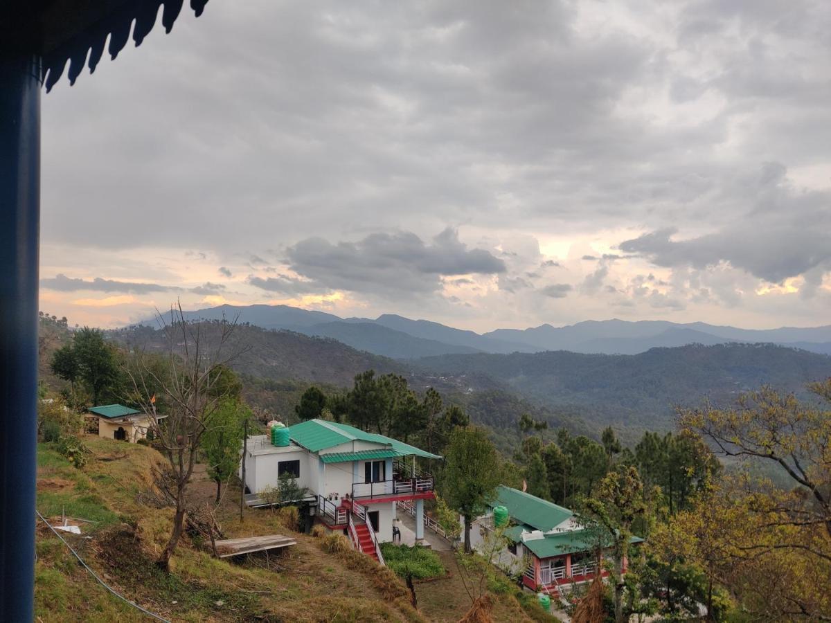 Bhanu Homestay, Kasar Devi Almora Buitenkant foto