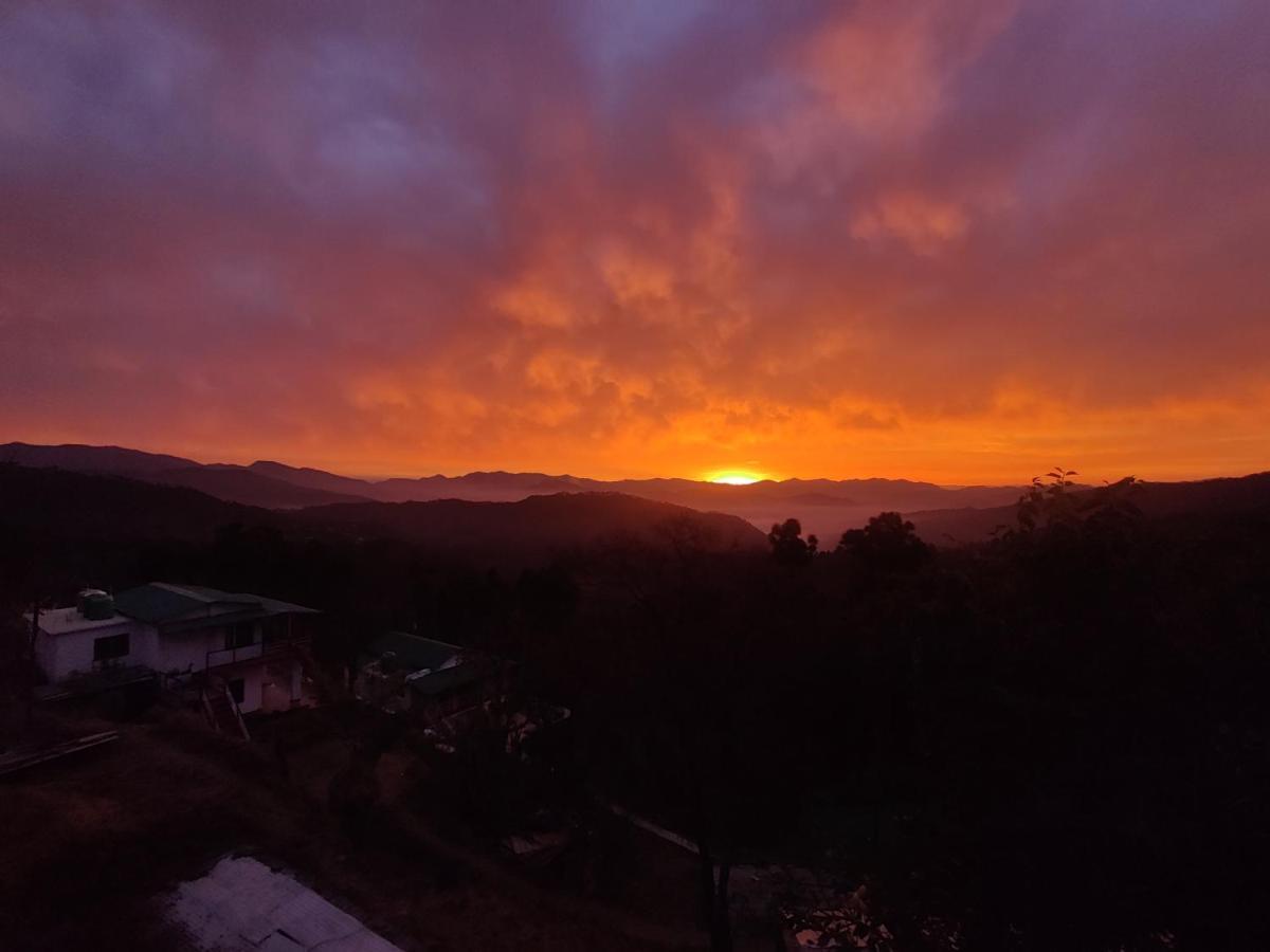 Bhanu Homestay, Kasar Devi Almora Buitenkant foto